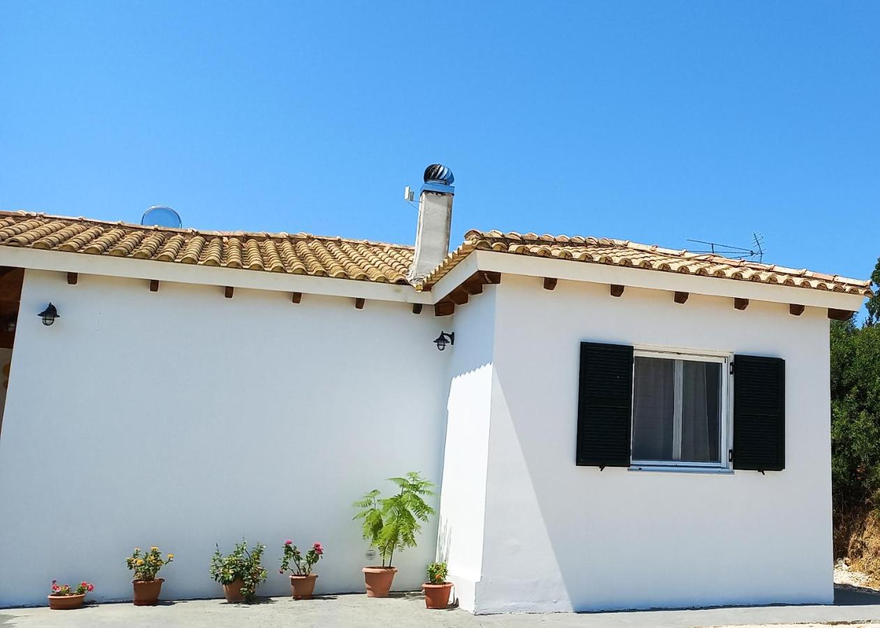Lily Home_Lefkada ~ Private Country House Kondaraina Екстер'єр фото